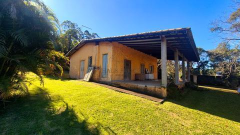 Chácara à venda em Cotia, Jardim San Ressore (Caucaia do Alto), com 2 suítes, com 3800 m²