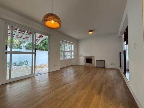 Casa para alugar em Cotia, Granja Viana, com 3 quartos, com 156.92 m², Condominio Aldeia da Granja