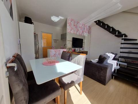 Locação | Casa com 49 m², 2 quartos, 2 vagas. Chácara Rincão, Cotia SP