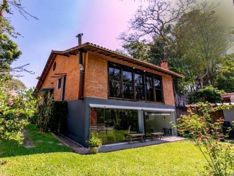 Casa à venda em Cotia, Jardim Colibri, com 3 quartos, com 213 m², Condomínio Jardim Colibri