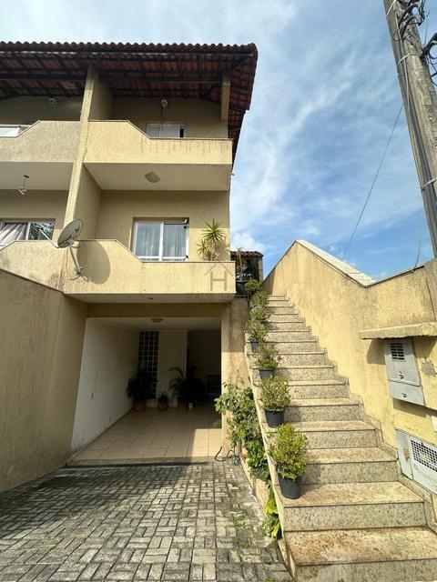 Casa à venda em Cotia, Jardim Rio das Pedras, com 3 quartos, com 364 m²