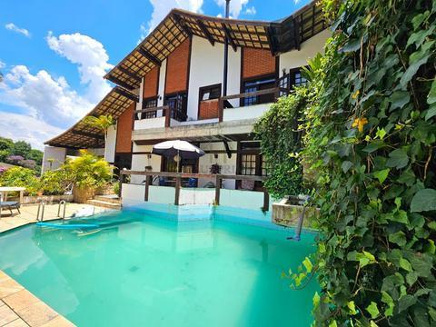 Casa à venda em Jandira, Jardim Jandira, com 6 quartos, com 570 m², Condomínio Forest Hills