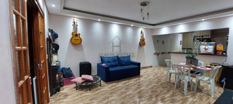 Casa para alugar em Cotia, Jardim Sandra, com 3 quartos, com 100 m²